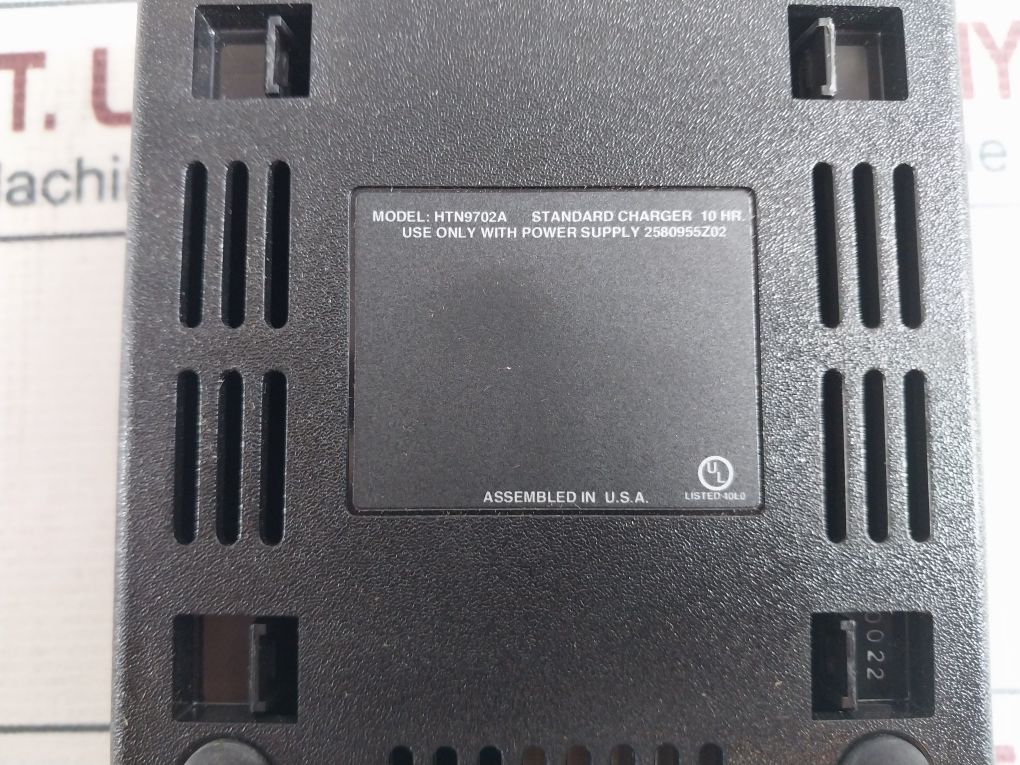 Motorola Htn9702A Standard Charger