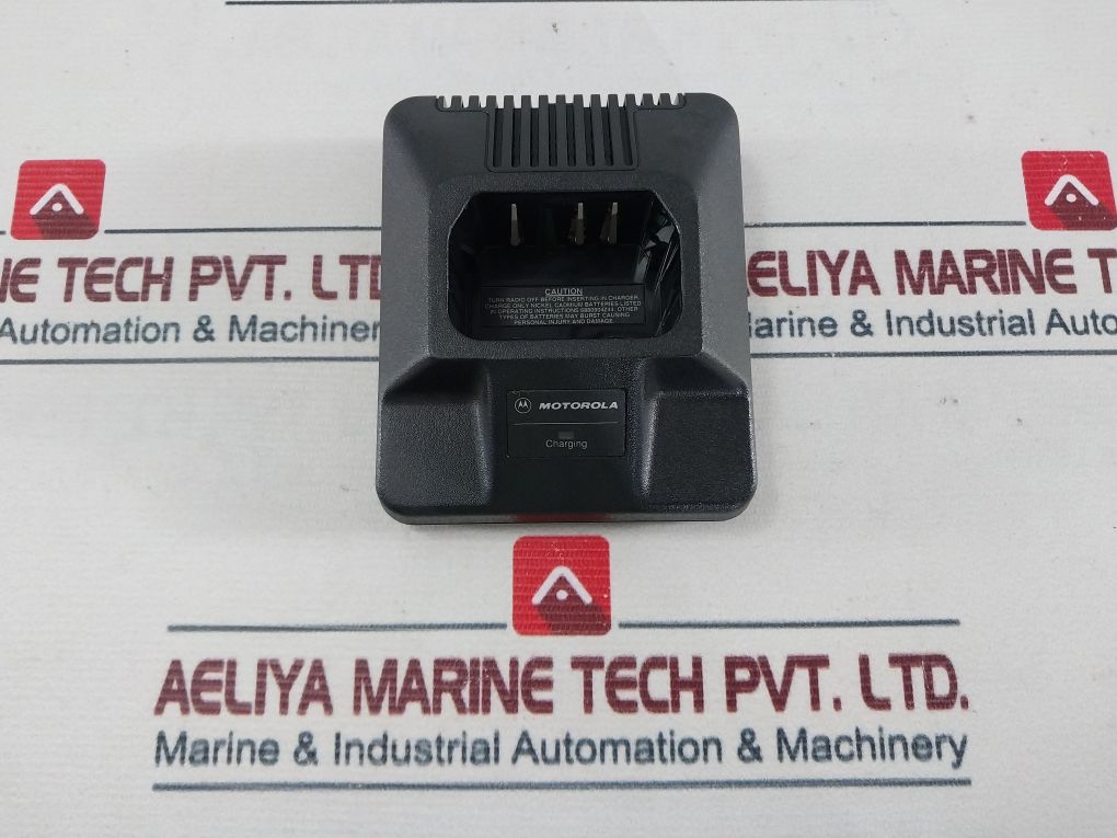 Motorola Htn9702A Standard Charger 10 Hr