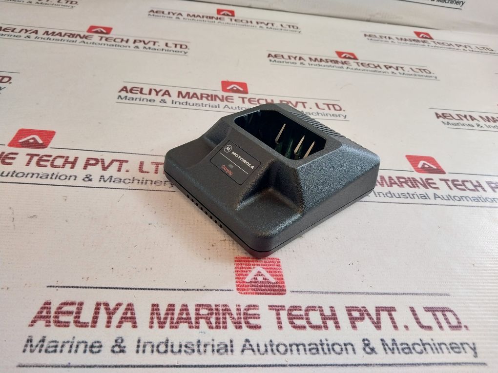 Motorola Htn9804A Battery Charger 10Hour/ 220V