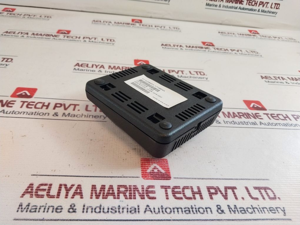 Motorola Htn9804A Battery Charger 10Hour/ 220V