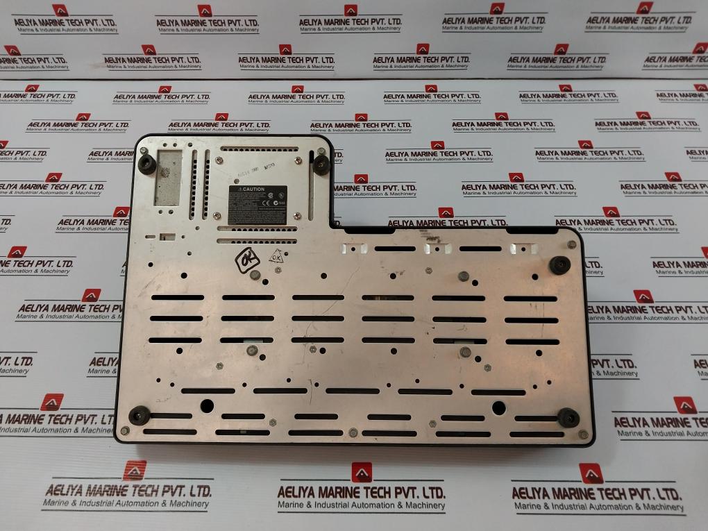 Motorola Ntn1177D 6-bay Rapid Mobile Radio Battery Charging Station