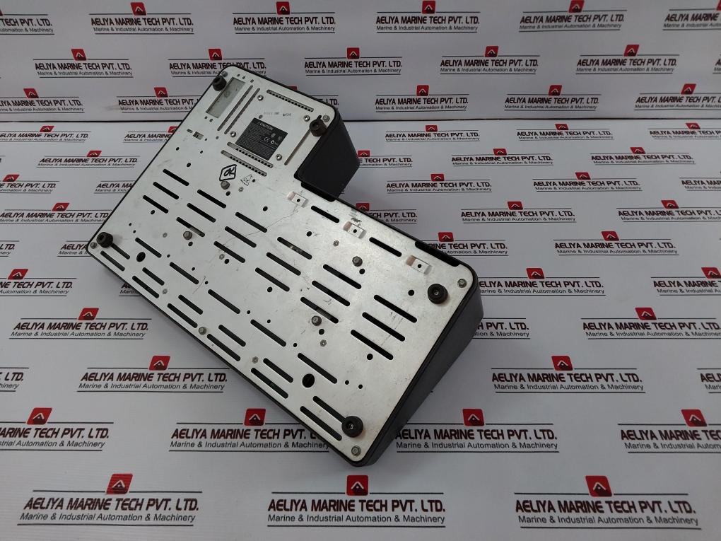 Motorola Ntn1177D 6-bay Rapid Mobile Radio Battery Charging Station