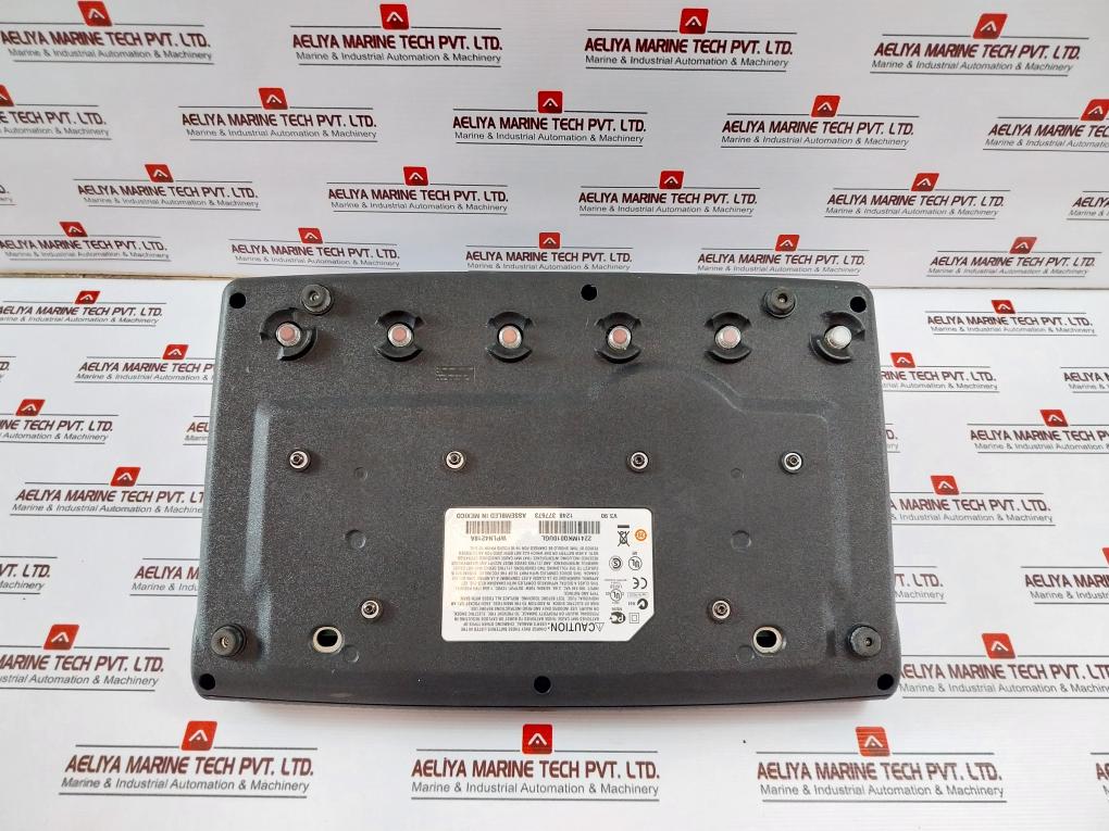 Motorola Wpln4218A Adaptive Charger 6 Slot 100-240 Vac 3.0A