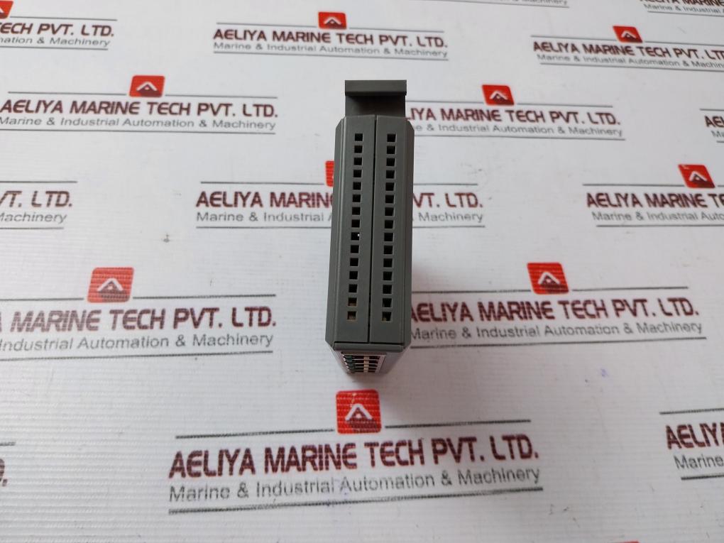 Moxa Eds-205 Ethernet Switch 1201002050400, 12-48 Vdc