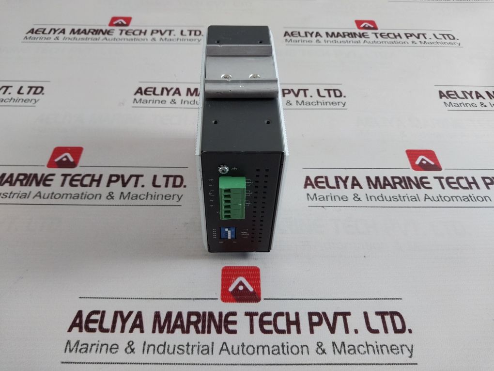 Moxa Eds-305-m-sc-t Etherdevice Switch 24 Vdc 1A Resistance