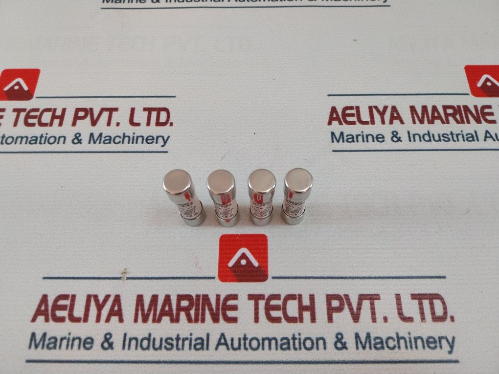 Lot Of 11X Mro Rt18-63Ac Cylindrical Cap-shaped Fuse