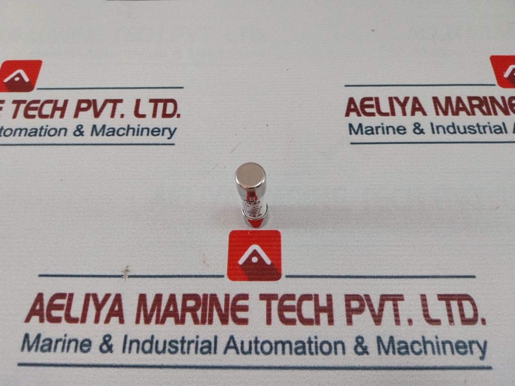 Lot Of 11X Mro Rt18-63Ac Cylindrical Cap-shaped Fuse