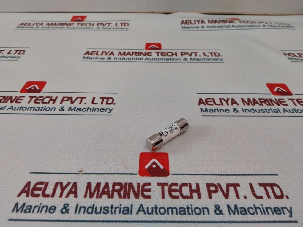 Lot Of 11X Mro Rt18-63Ac Cylindrical Cap-shaped Fuse