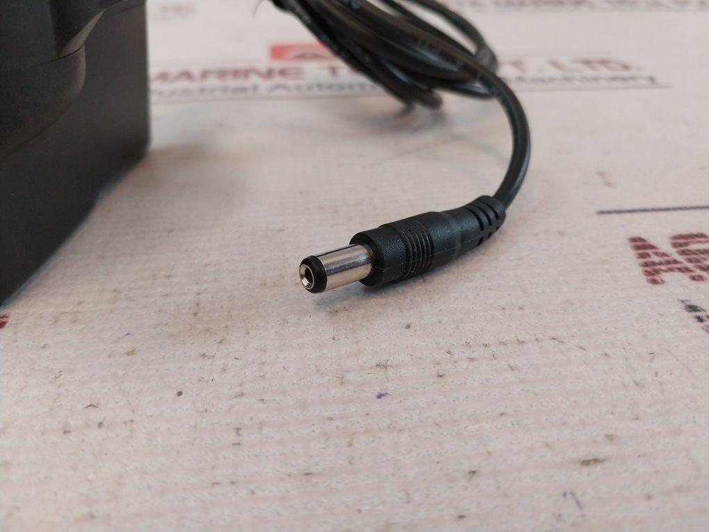 Mt-viki Mt-3502 2 Port Powered Vga Splitter Hr-789