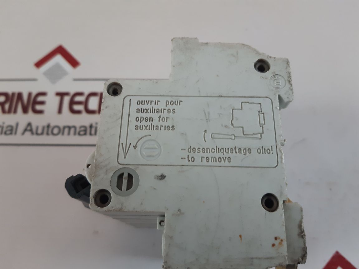 Multi 9 C32L Circuit Breaker 380V~