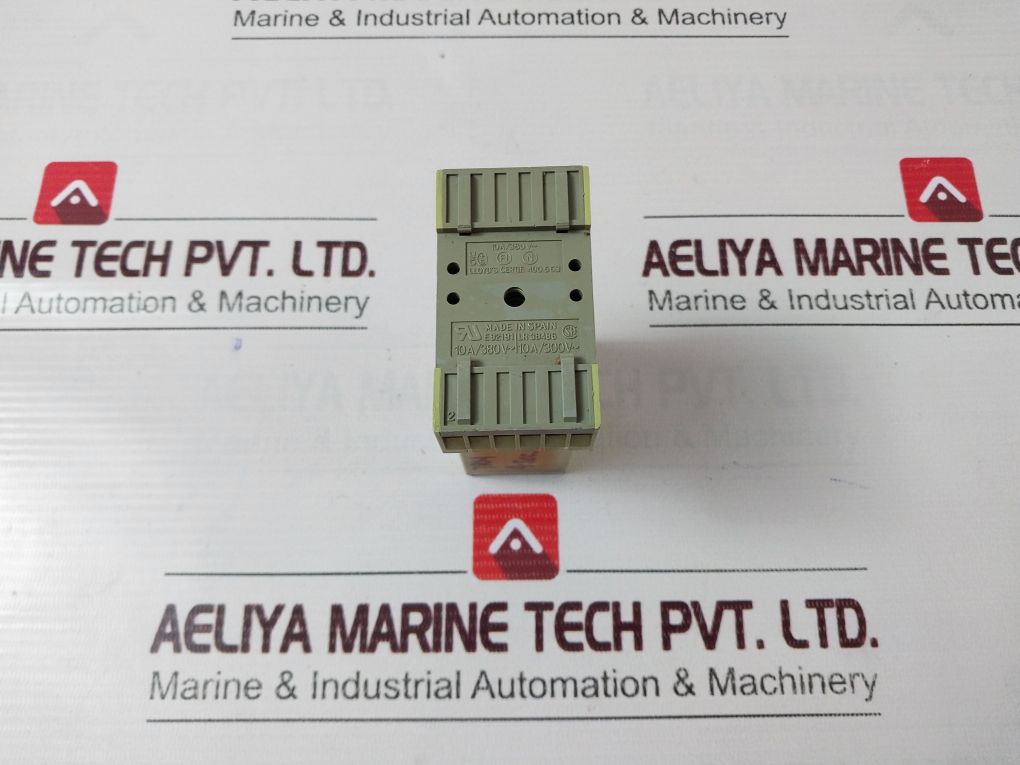 Multicomat Cse 3-s Time Relay 220V