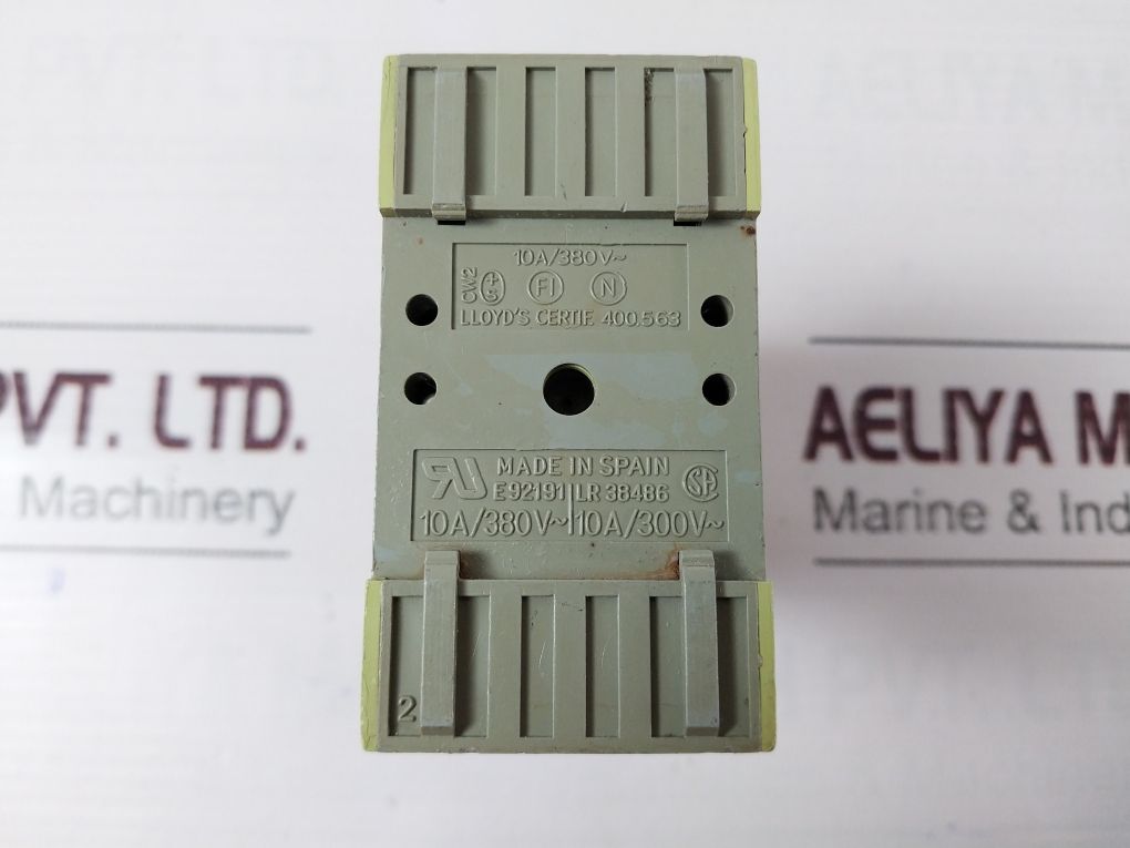 Multicomat Cse 3-s Time Relay 220V