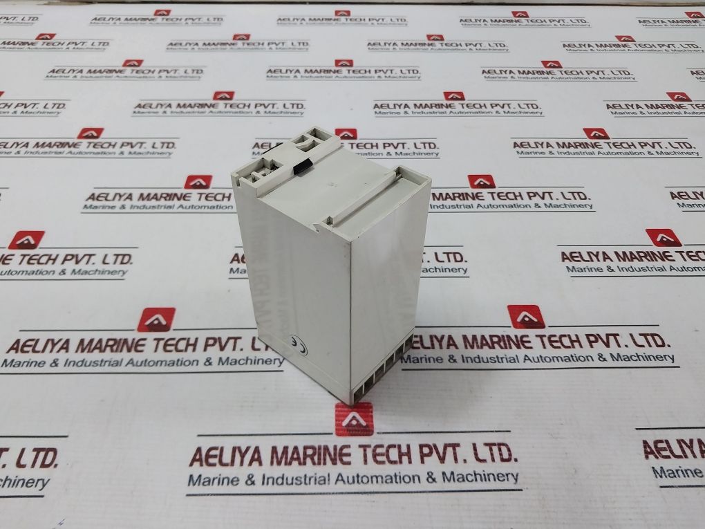 Multitek M200-a1O Current Relay 1-phase Current Over Trip 230V Ac 5A
