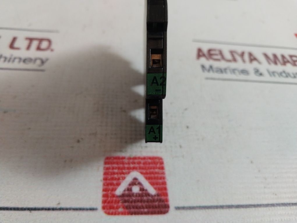 Murr Elektronik 52000 Output Relay 240Vac Ip20