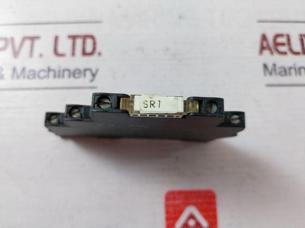 Murr Elektronik 52000 Output Relay 50/60 Hz 240Vac