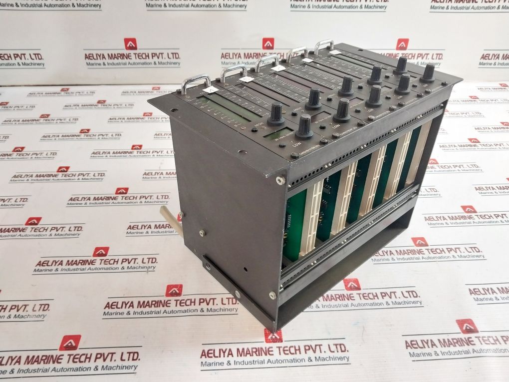 Mutec Indication Distribution Amplifier & Converter 24 Vac