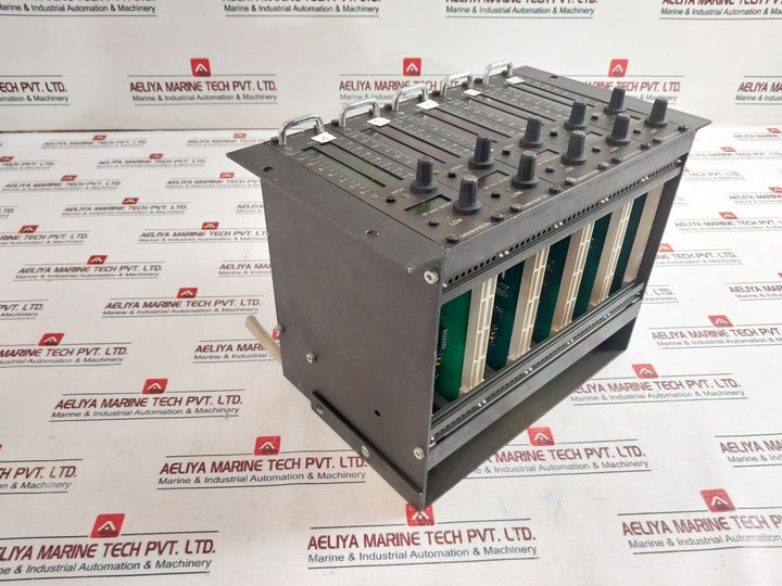 Mutec Indication Distribution Amplifier & Converter 24 Vac