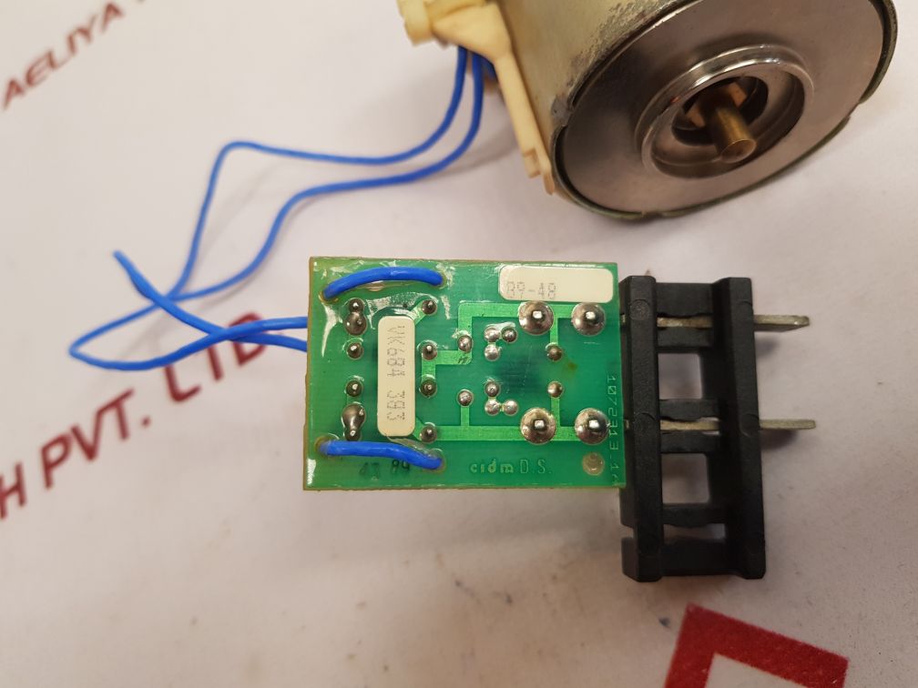 Merlin Gerin Mx-a Shunt Trip Circuit Breaker 685 654 Used One