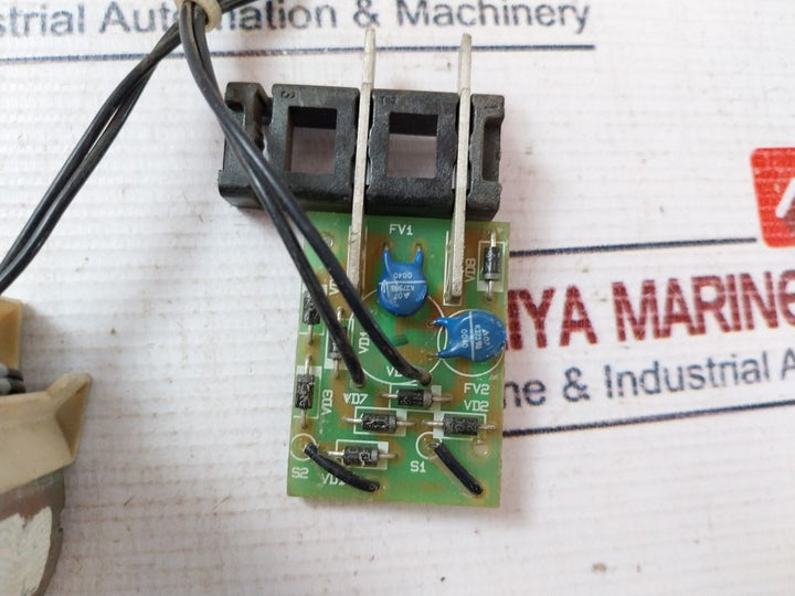 Mx-a Shunt Trip Xf-e Closing Release Circuit Breaker 200/220 Vdc