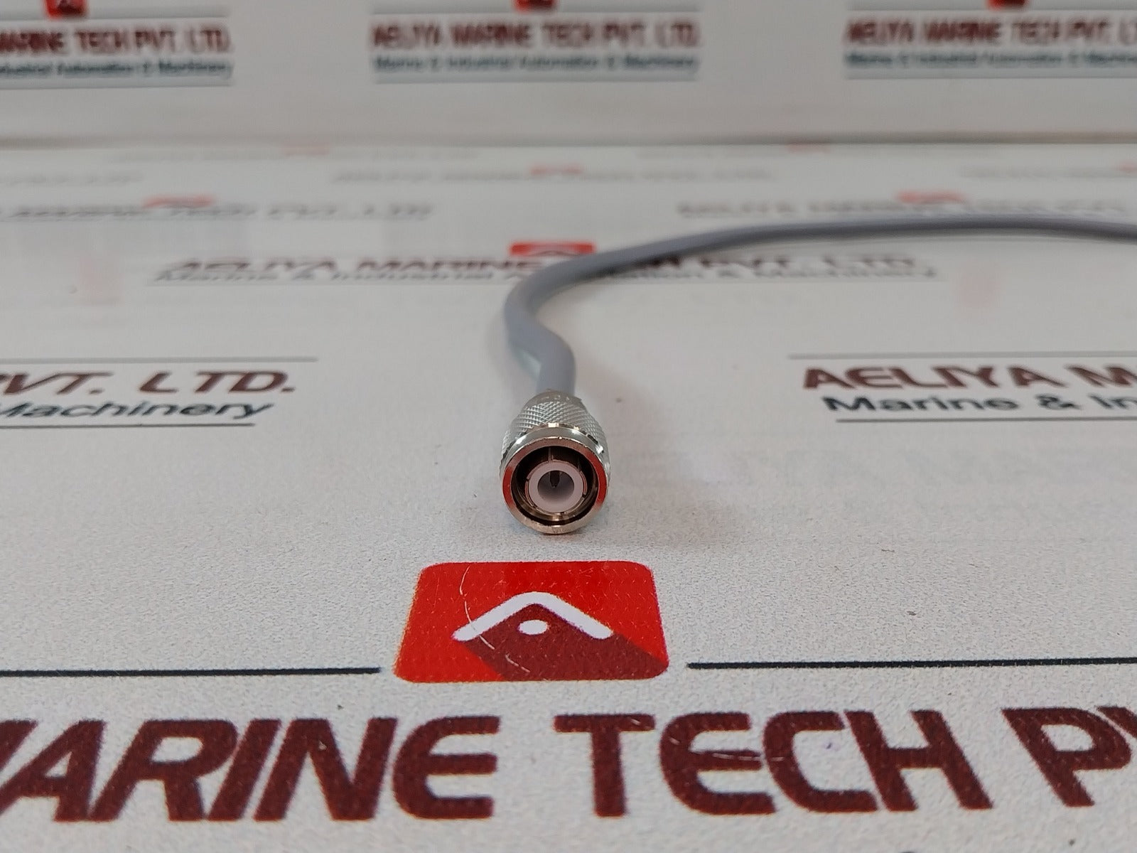 N-pj-3W Tnc-p-3W Cable And Connector
