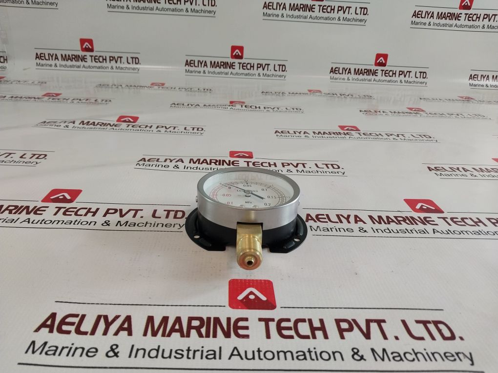 Nagano Keiki 7104 Pressure Gauge 76 (Cmhg) To 2 (Kgf/Cm2)