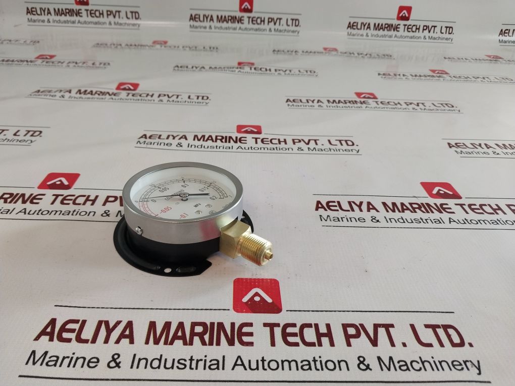 Nagano Keiki 7104 Pressure Gauge 76 (Cmhg) To 2 (Kgf/Cm2)