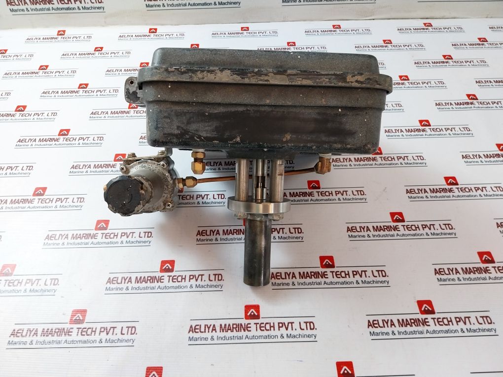 Nakakita Seisakusho Le2-1080 Level Controller Filter Regulator 0-200Kpa