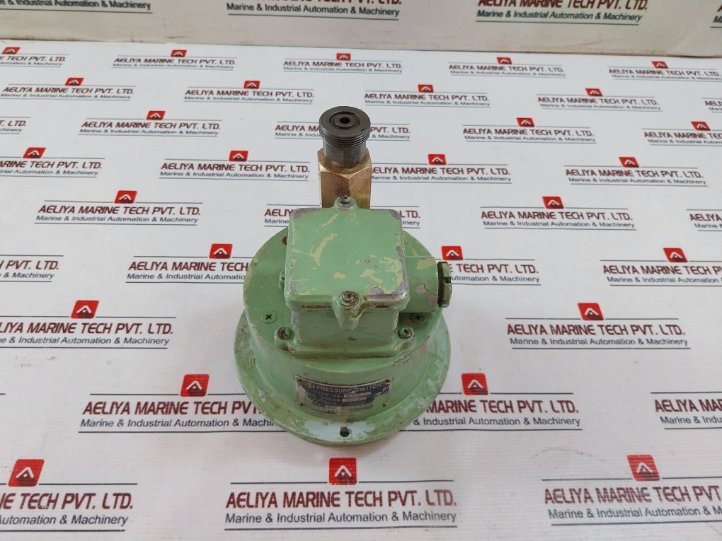 Nakakita Seisakusho Ns-290 Pressure Switch 300 Kgf/Cm2