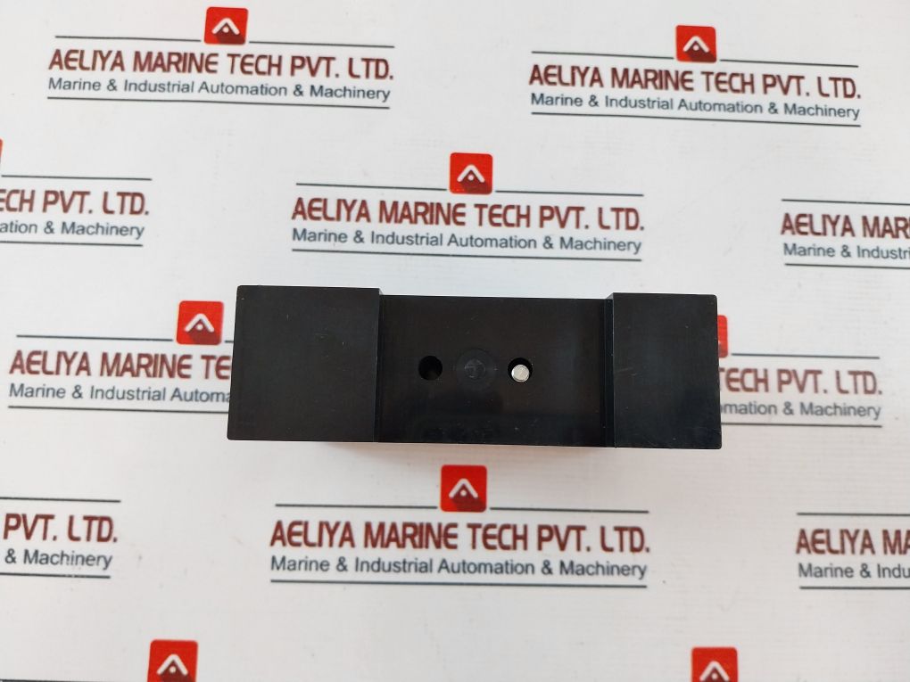 Nakakita Seisakusho Ns797C-zb Zener Barrier 250V Dc/Ac