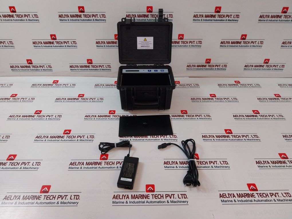 Nalfleet 777930 Portable Incubator Water Test Kit