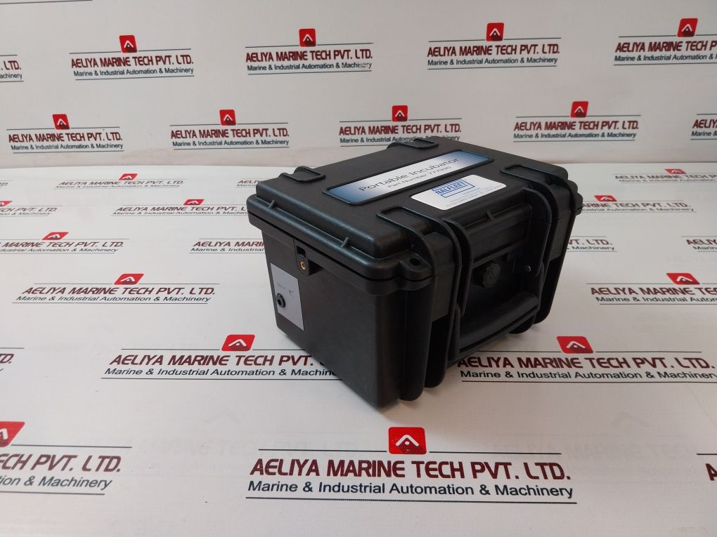 Nalfleet 777930 Portable Incubator Water Test Kit