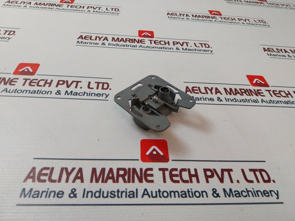 Naval 201495 Double Isolated Tv/Radio Outlet