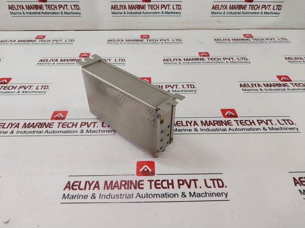 Naval A 2250 Amplifier