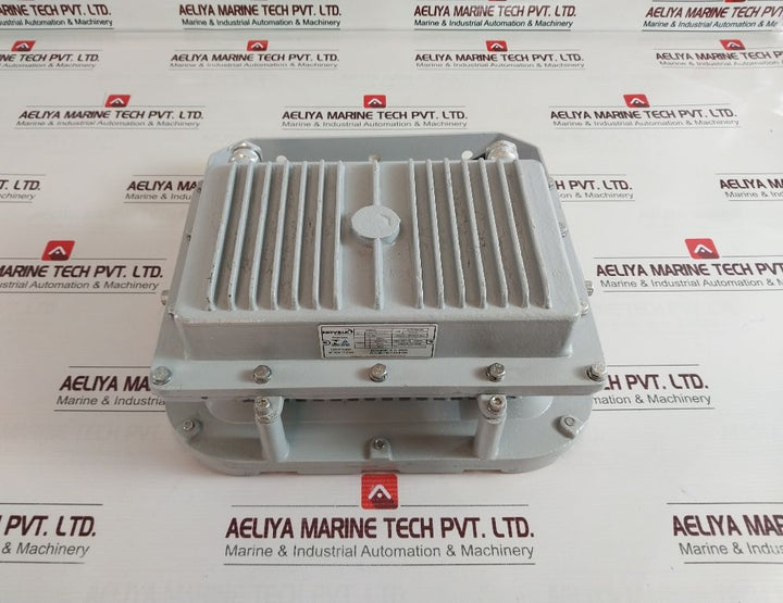Naville Iluminacao Eznl/R6/240C Led Projector