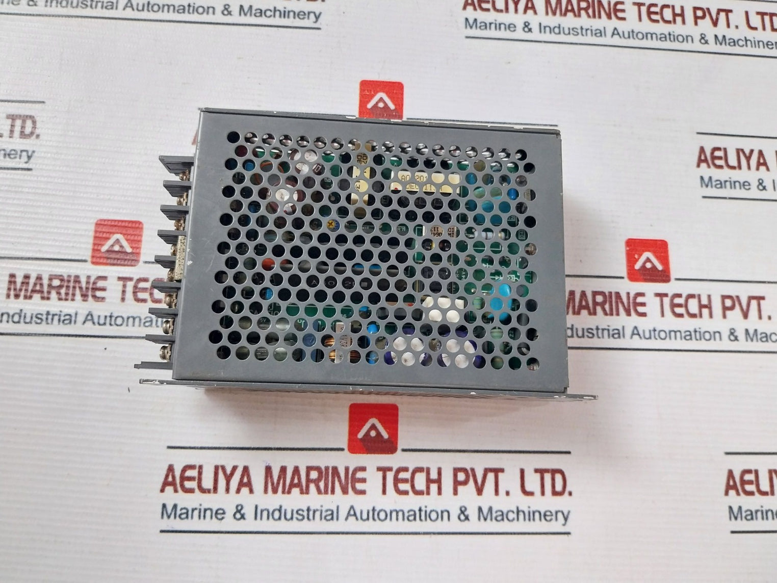 Nemic Lambda Dsr30-5-24 Power Supply 18-32V 2.4A