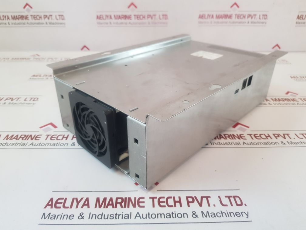 Newmar Phase Three Pt-24-20Ce Three Stage Smart Charger