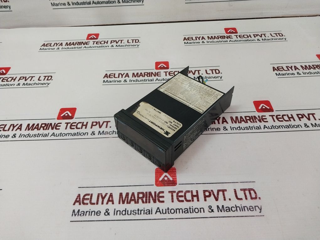 Newport Infcs-110A/E/O Strain Meter Controller 230Vac