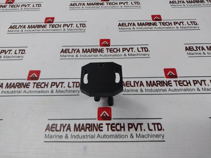 Newport P100-p Miniature Platform Optical Mount With Optic