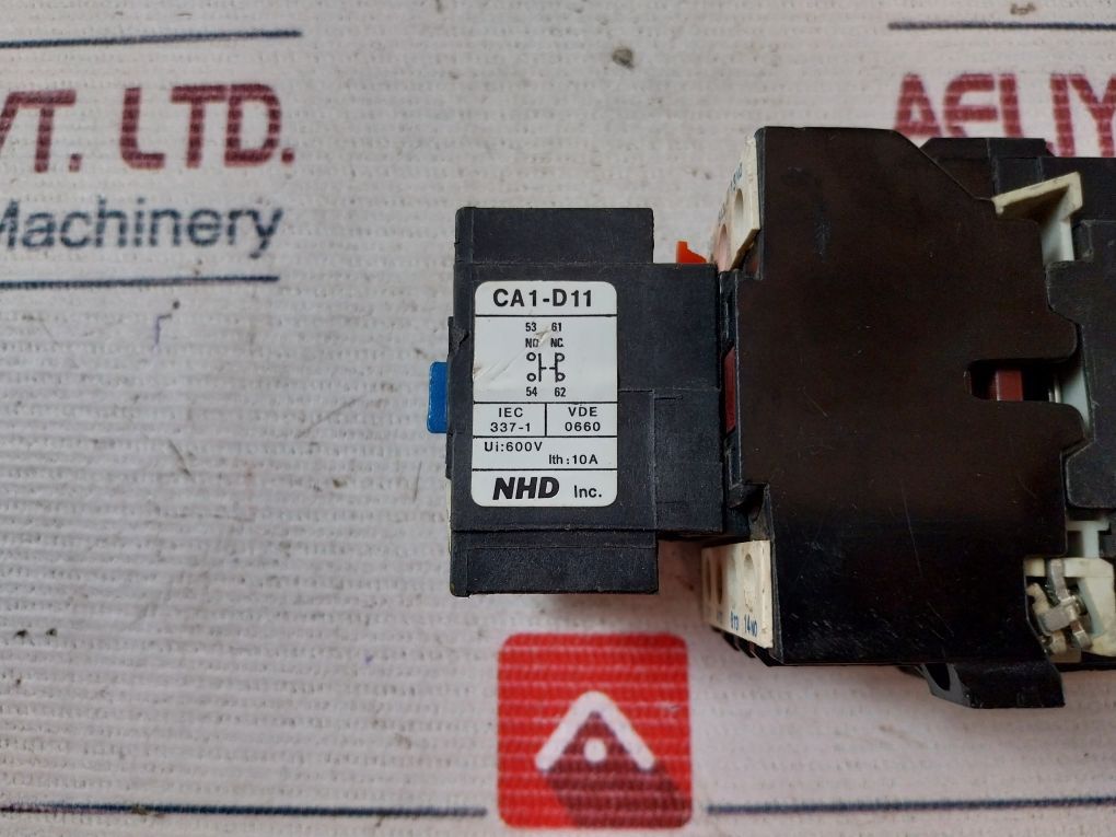 Nhd C-09D10 Contactor 600V 10A 440 Vac