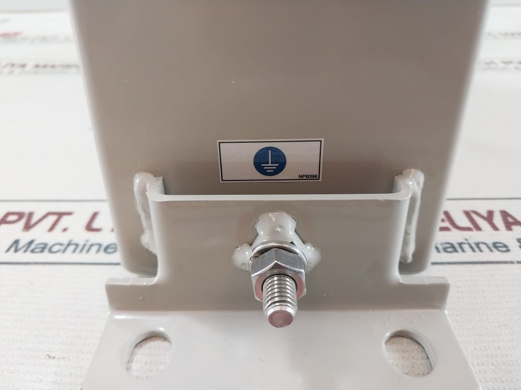 Nichicon Af6620R3Tc5R Capacitor 50/60Hz