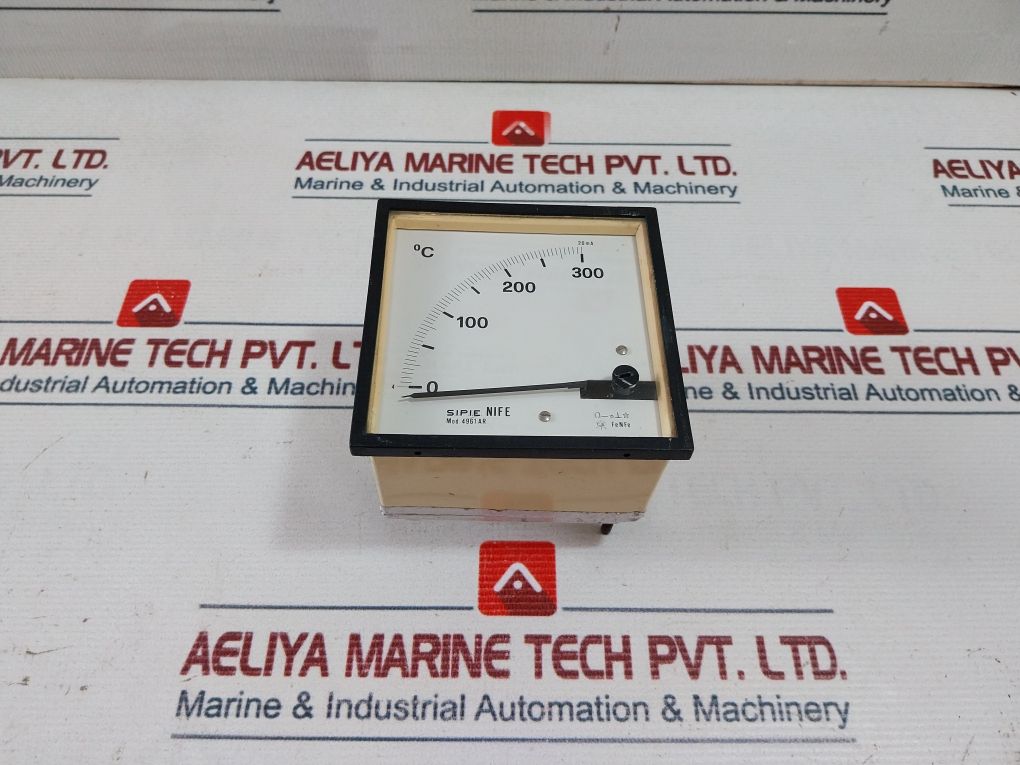 Nife 4961Ar Analog Panel Meter 0-300°C