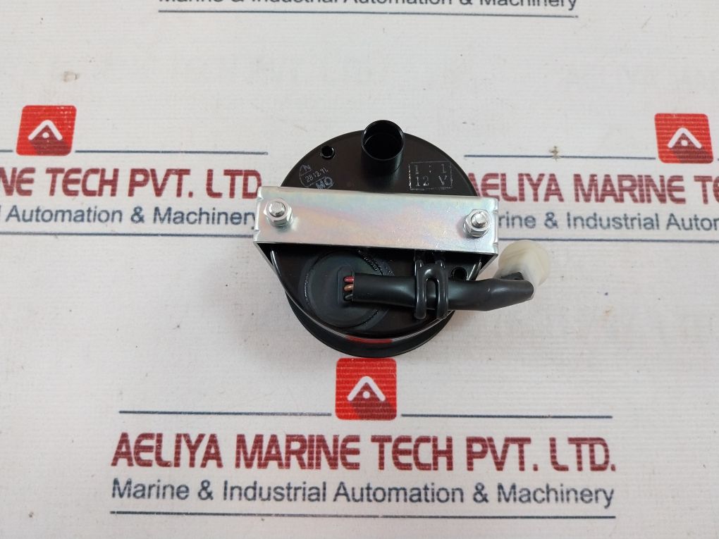 Nippon Seiki P=129 Tachometer