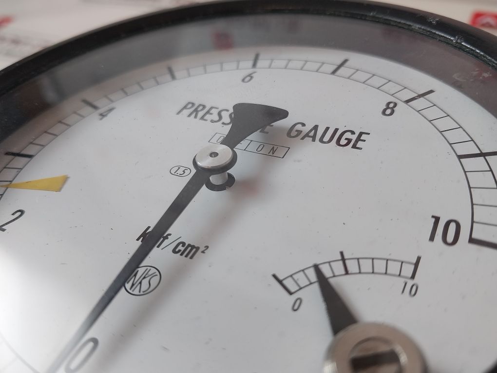 Nks 0-10 Kgf/ Cm2 Pressure Gauge