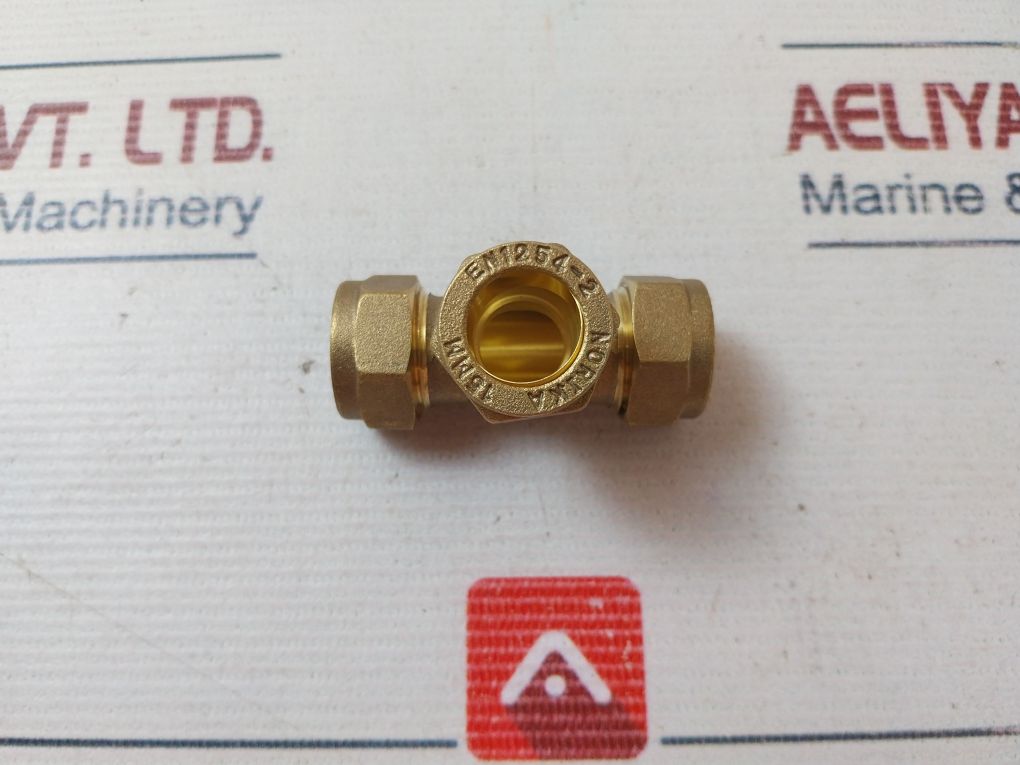 Lot Of 4X Norika En1254-2 Compression Mi Tee 15Mm