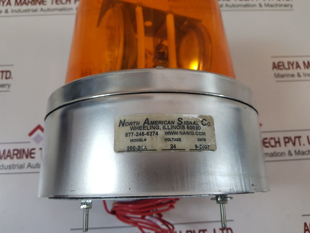 North American Signal 250-24A Light