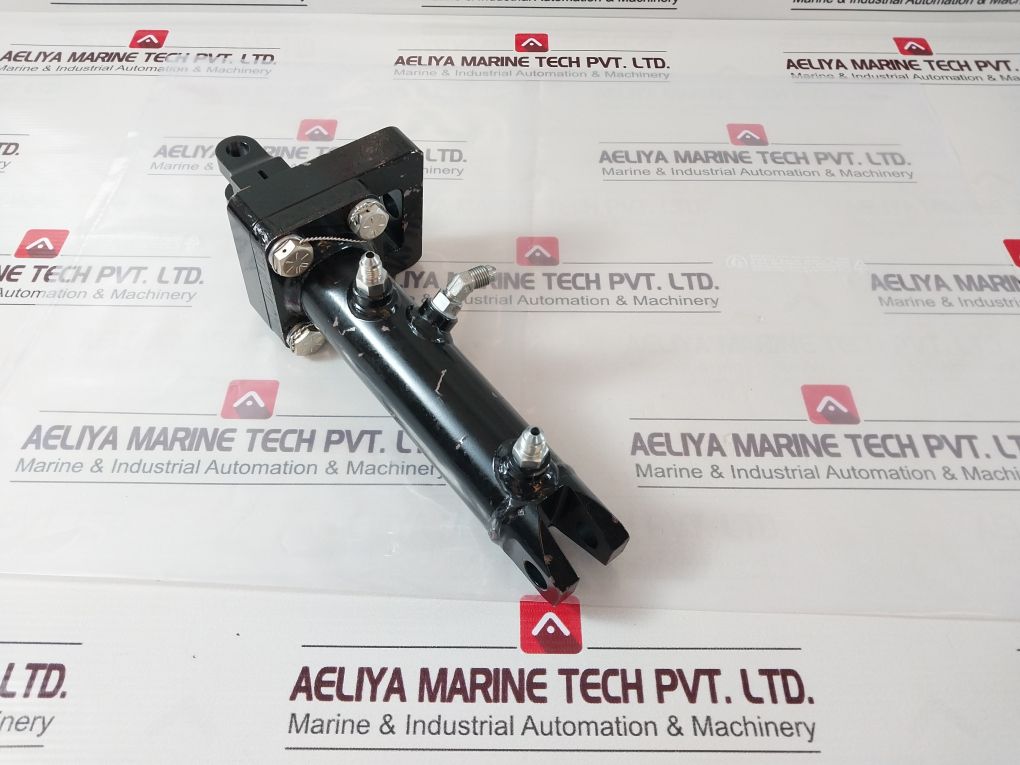 Nov 50000668 Latch Hydraulic Cylinder 10140387-001 