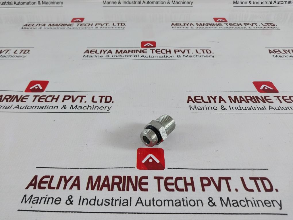 Lot Of 6X Nov 979504-3 Connector With O-ring Pipe Thread Male