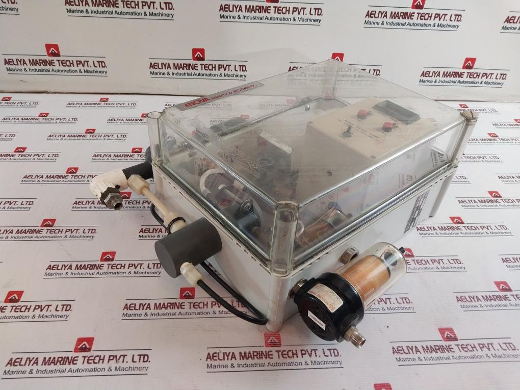 Nova Analytical Systems 440Wf/760N-50C Free Residual Chlorine Analyzer 115V