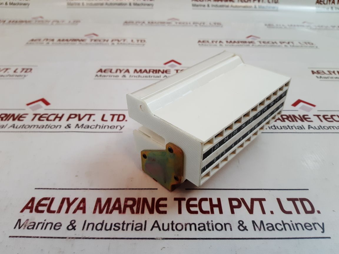 Novomax 600967/371 Sliding Contacts For Electrical Accessories