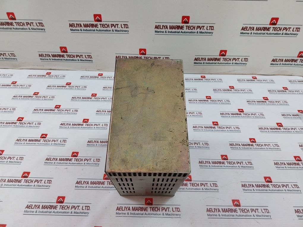 Nsk Ef2020Tf1-20 Driver Cover Dented 2-95198-700 2.5A Ac180-242V 50/60Hz